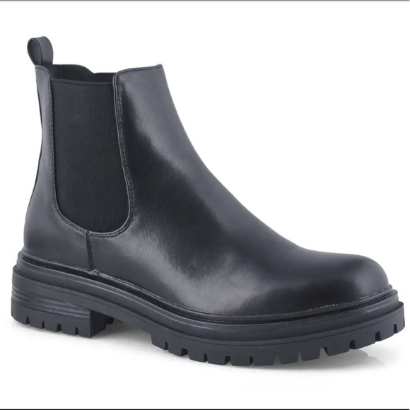 Steve Madden Shoes - Steve Madden Chelsea Boots